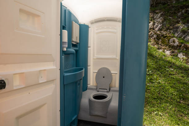 Best Porta potty rental near me  in Downey, CA